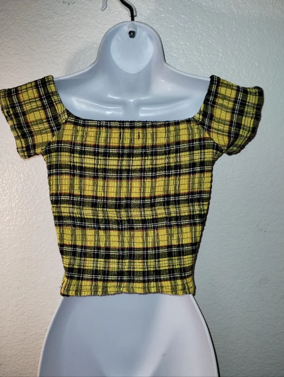 HOT TOPIC Yellow Plaid Square-Neck Women’s Top sz Medium - Picture 4 of 10